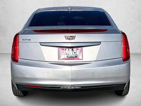 Used 2016 Cadillac XTS image 4