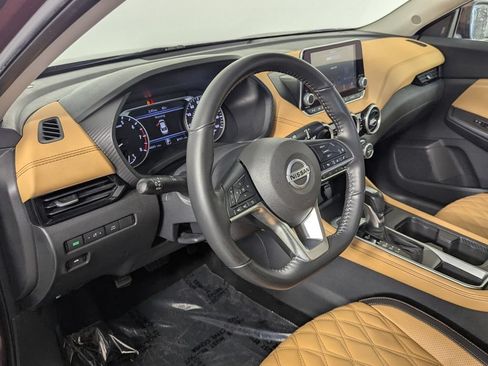 Used 2021 Nissan Sentra SV w/ SV Premium Package FWD image 10