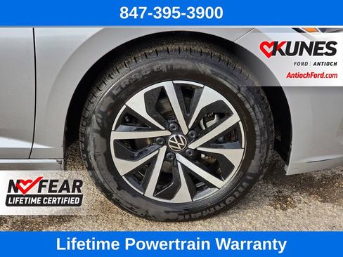 Used 2024 Volkswagen Jetta S image 9