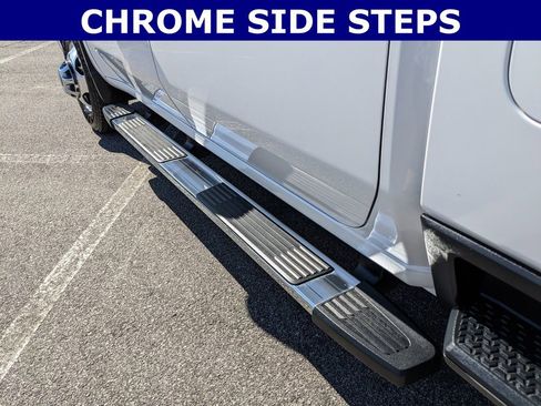 Used 2022 Chevrolet Silverado 3500 High Country AWD/4WD image 11