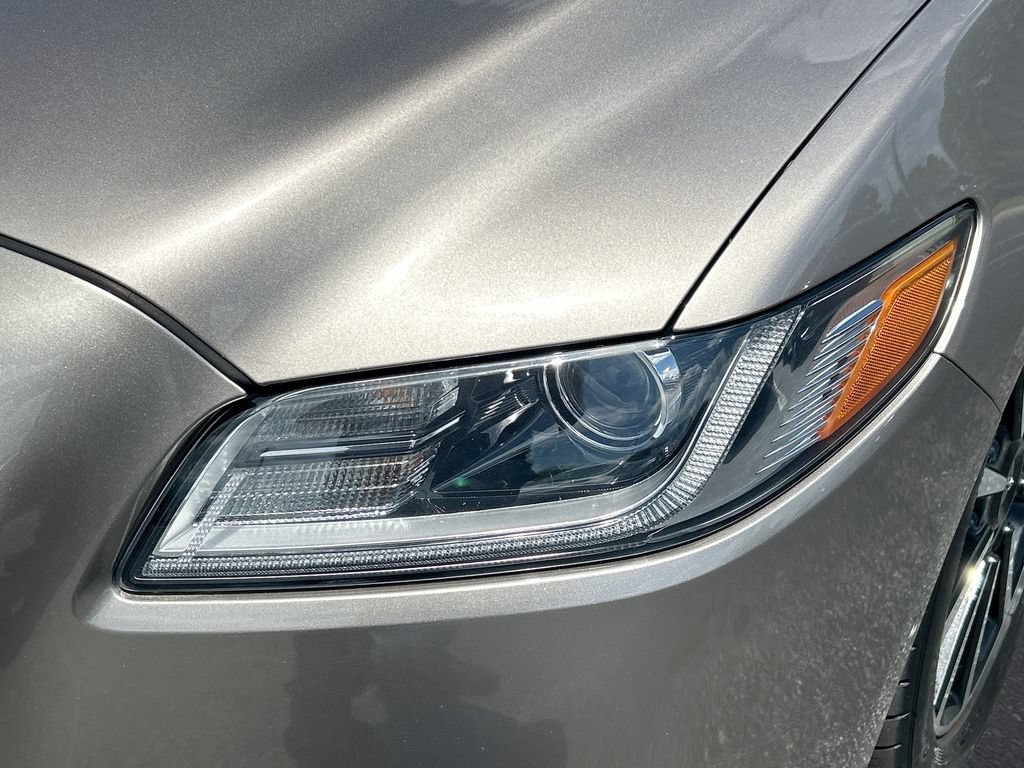 Used 2020 Lincoln Continental Reserve AWD/4WD image 26