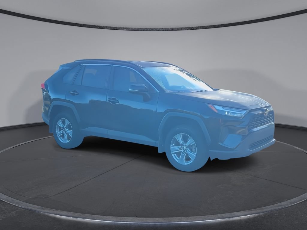 Used 2024 Toyota RAV4 XLE FWD image 2