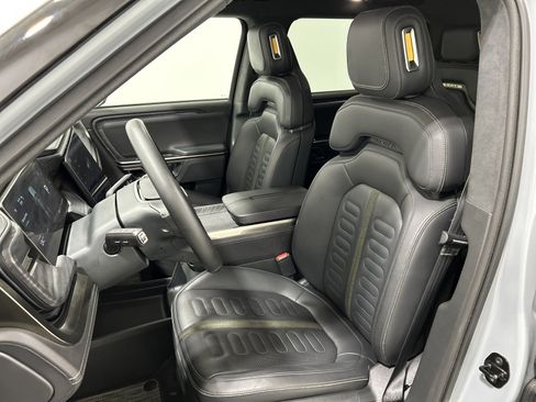 Used 2023 Rivian R1S Adventure AWD/4WD image 20