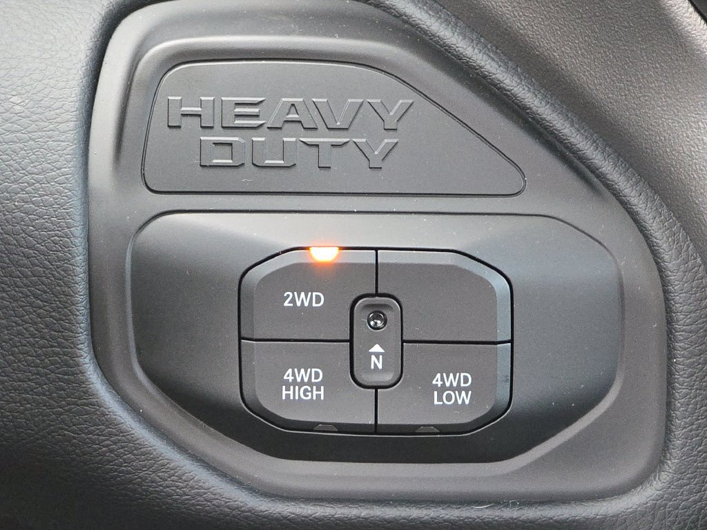 New 2026 RAM 4500 4x4 Crew Cab DRW w/ Laramie Trim Package image 30