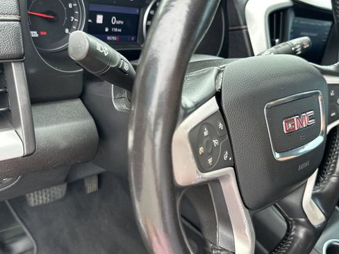Used 2021 GMC Terrain SLT w/ Infotainment Package II FWD image 19