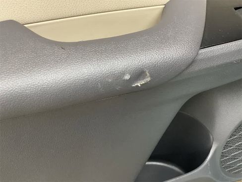 Used 2016 Toyota Prius Four image 37
