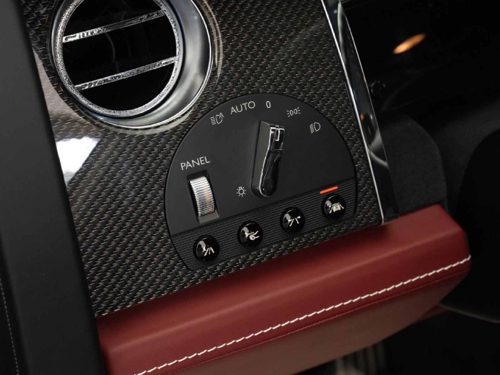 Used 2020 Rolls-Royce Ghost RWD image 20