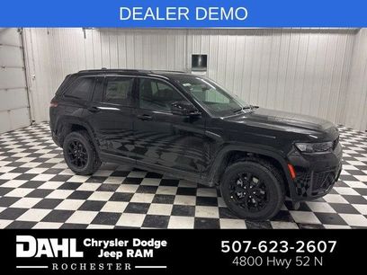 Used 2026 Jeep Grand Cherokee Altitude