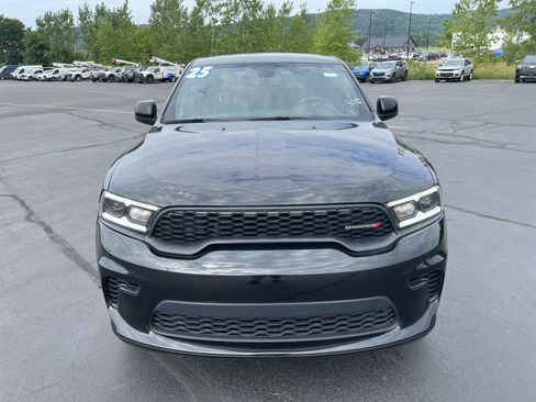 Used 2025 Dodge Durango GT AWD/4WD image 2
