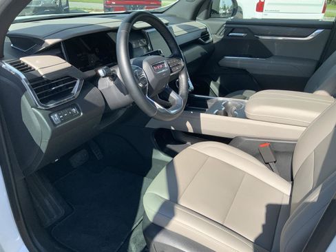 Used 2026 GMC Acadia Elevation w/ Elevation Premium Package AWD/4WD image 25