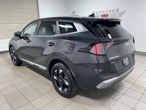 Used 2026 Kia Sportage LX AWD/4WD image 4