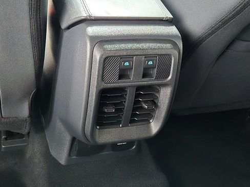 Used 2025 Ford Bronco Big Bend image 14