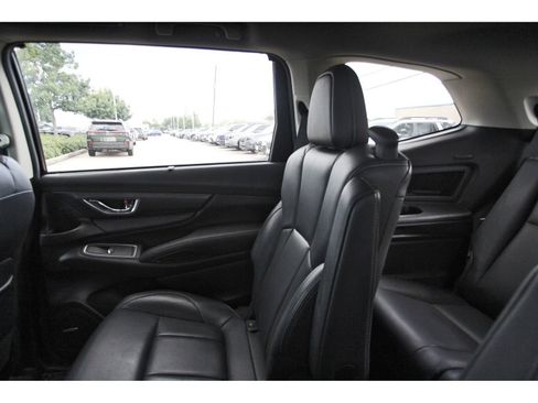 Used 2023 Subaru Ascent Limited w/ Technology Package AWD/4WD image 11