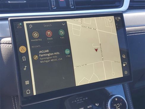 Used 2025 Jaguar F-PACE R-Dynamic S image 21