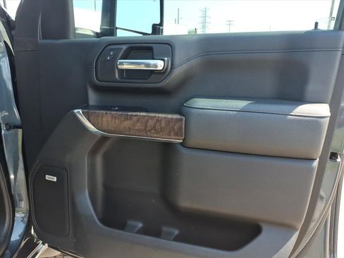 Used 2020 GMC Sierra 2500 Denali w/ Denali Ultimate Package AWD/4WD image 13