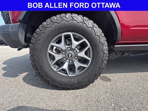 Used 2025 Ford Bronco Badlands AWD/4WD image 8