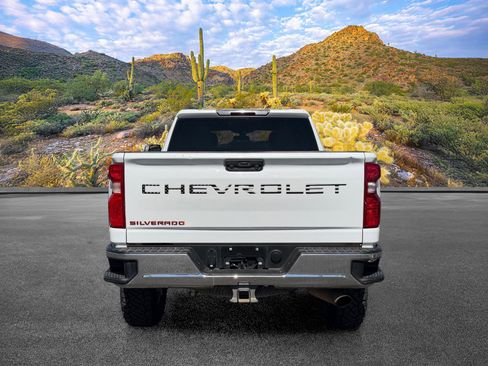 Used 2021 Chevrolet Silverado 3500 LT w/ Convenience Package AWD/4WD image 6