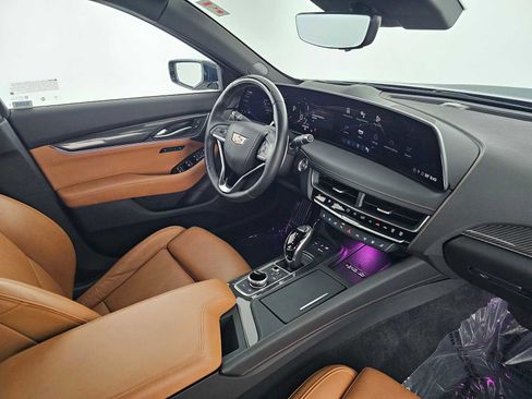 Used 2025 Cadillac CT5 Premium Luxury w/ Platinum Package image 11