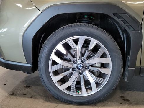 Used 2025 Subaru Forester Touring w/ Popular Package - Touring AWD/4WD image 13