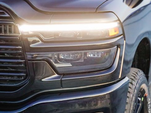 New 2026 RAM 2500 Laramie AWD/4WD image 5