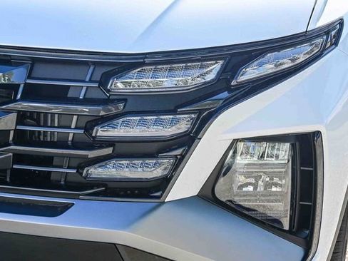 New 2026 Hyundai Tucson Blue SE image 13