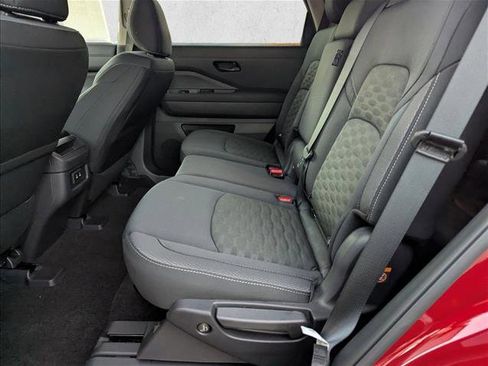 New 2026 Nissan Pathfinder SV image 13