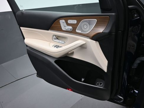 Used 2021 Mercedes-Benz GLE 350 4MATIC image 14