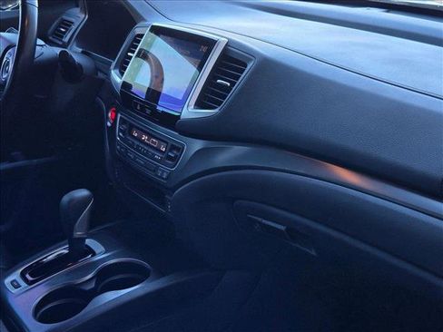 Used 2018 Honda Ridgeline RTL-T image 18