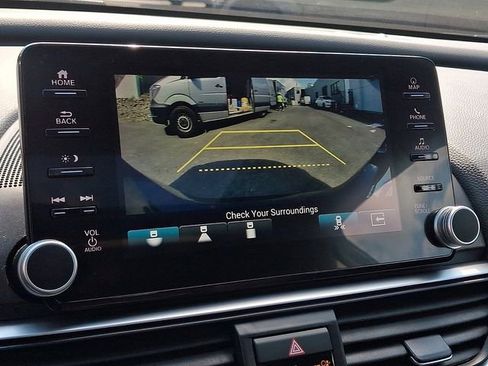 Certified 2022 Honda Accord Touring image 19