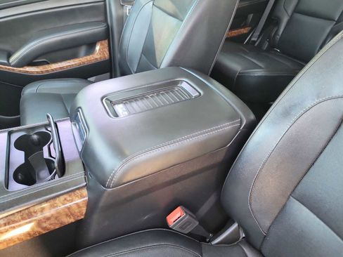 Used 2019 Chevrolet Tahoe Premier image 16