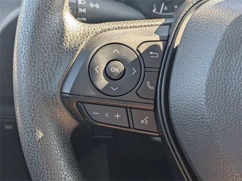 Used 2021 Toyota Corolla LE image 22