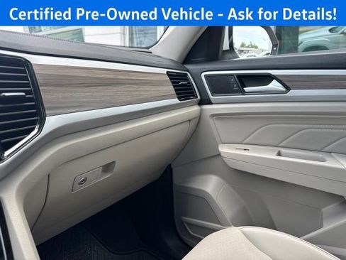 Certified 2023 Volkswagen Atlas SEL AWD/4WD image 18