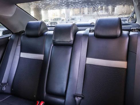 Used 2013 Toyota Camry SE image 17