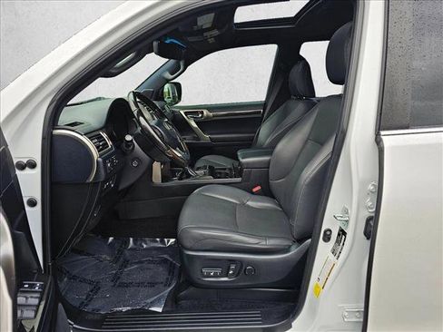 Used 2021 Lexus GX 460 Premium image 19