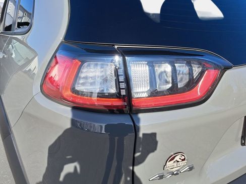 Certified 2022 Jeep Cherokee Trailhawk w/ Comfort/Convenience Group image 35