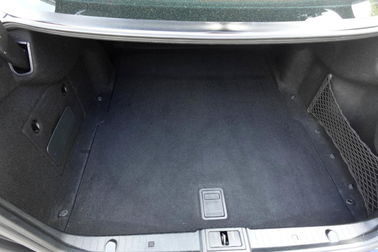 Used 2005 Mercedes-Benz E 320 Sedan image 21