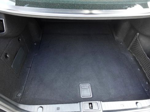 Used 2005 Mercedes-Benz E 320 Sedan image 21