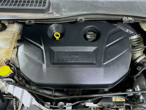Used 2015 Ford Escape SE FWD image 31