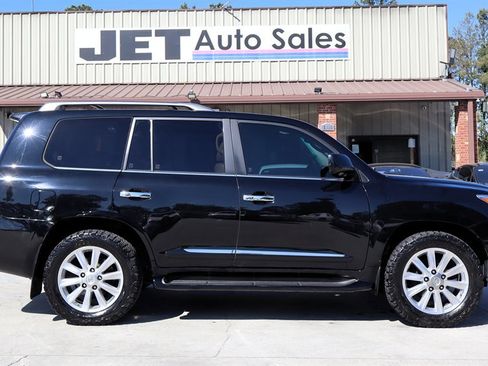Used 2009 Lexus LX 570 4WD image 8