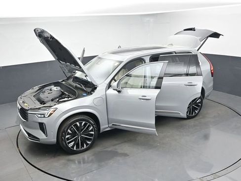 New 2026 Volvo XC90 T8 Ultra w/ Protection Package Premier AWD/4WD image 54