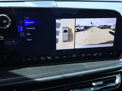 New 2026 Chevrolet Traverse High Country image 6