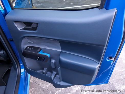 Used 2025 Ford Maverick Lobo image 31