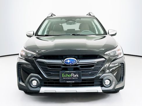 Used 2023 Subaru Outback Touring XT AWD/4WD image 2