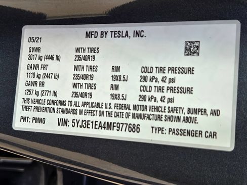 Used 2021 Tesla Model 3 Standard Range Plus RWD image 30