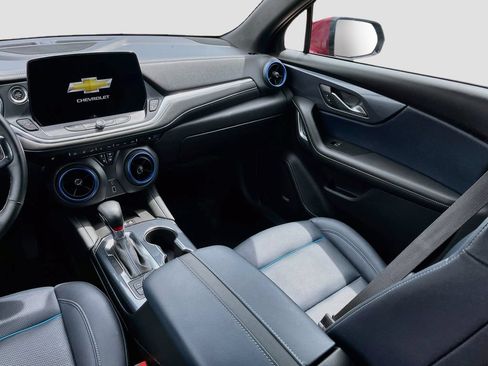 Used 2025 Chevrolet Blazer RS w/ LPO, Floor Liner Package FWD image 25