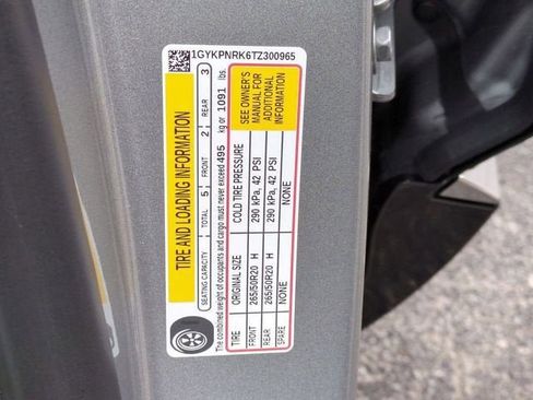 New 2026 Cadillac Lyriq Luxury image 36