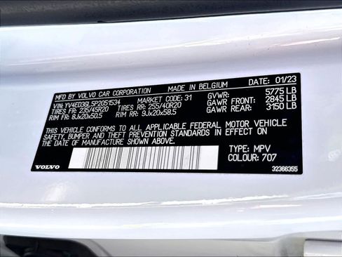 Used 2023 Volvo C40 P8 Recharge Plus w/ Climate Package AWD/4WD image 35