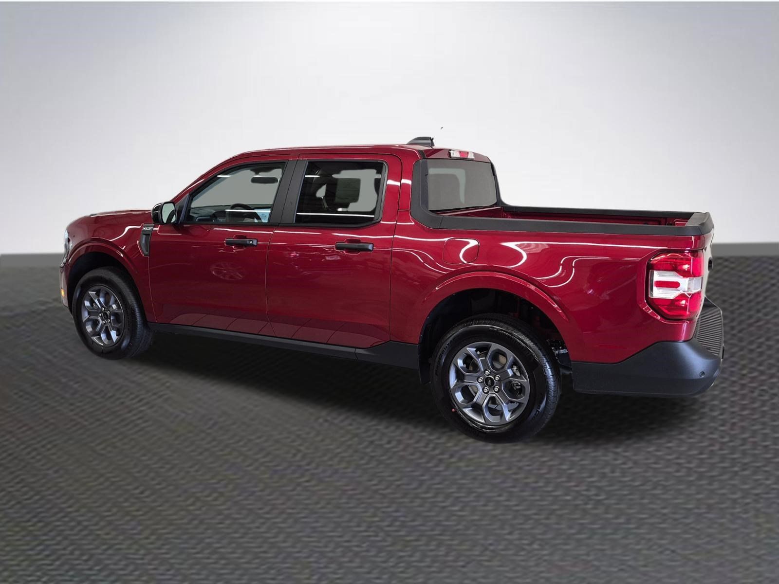 New 2026 Ford Maverick XLT w/ XLT Luxury Package AWD/4WD image 4