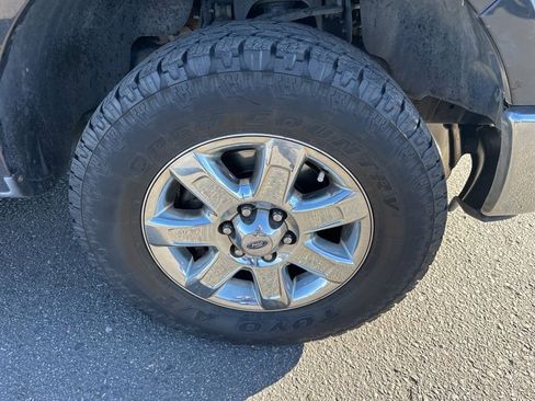 Used 2013 Ford F150 XLT w/ Luxury Equipment Group image 37