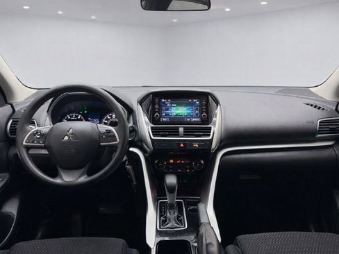 Used 2020 Mitsubishi Eclipse Cross ES image 21